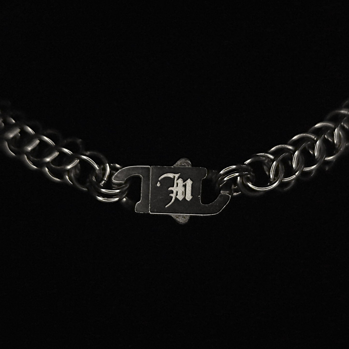 DEITY choker